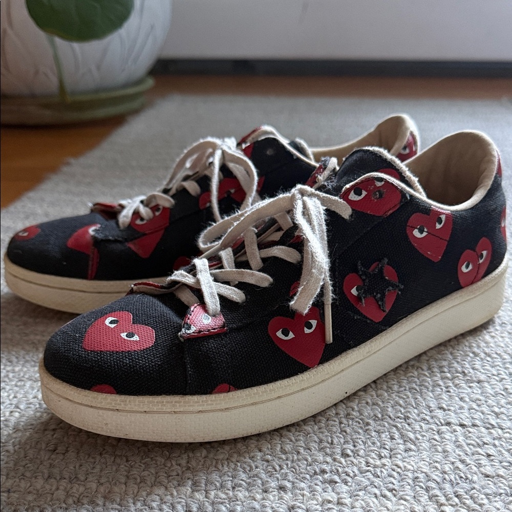 Comme des garçons PLAY x Converse sneakers